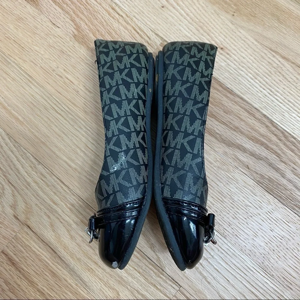Michael Kors Girls Flats Black Monogram Sz 11 Gray